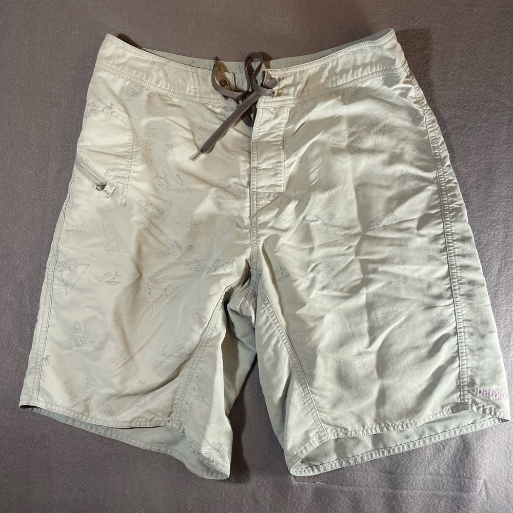 Patagonia Men's Swim Board Shorts

Light Tan/gray